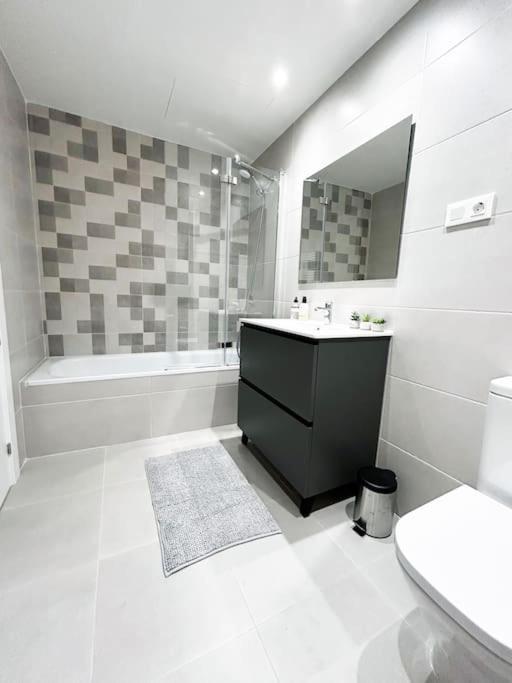 Apartamento De Cuatro Habitaciones En Talavera Talavera de la Reina Extérieur photo