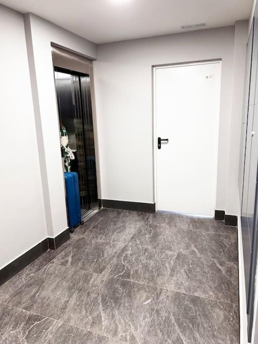 Apartamento De Cuatro Habitaciones En Talavera Talavera de la Reina Extérieur photo