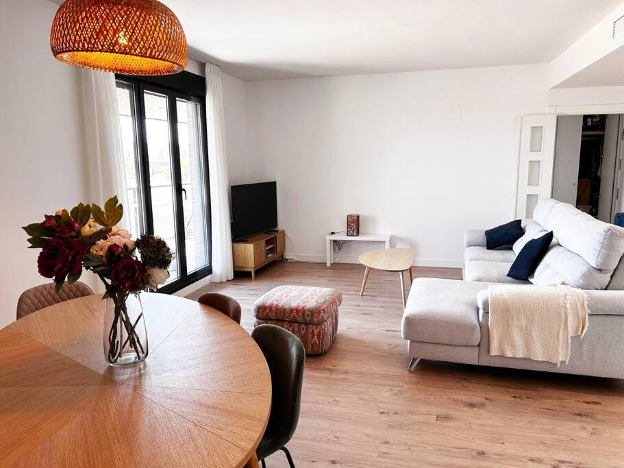 Apartamento De Cuatro Habitaciones En Talavera Talavera de la Reina Extérieur photo